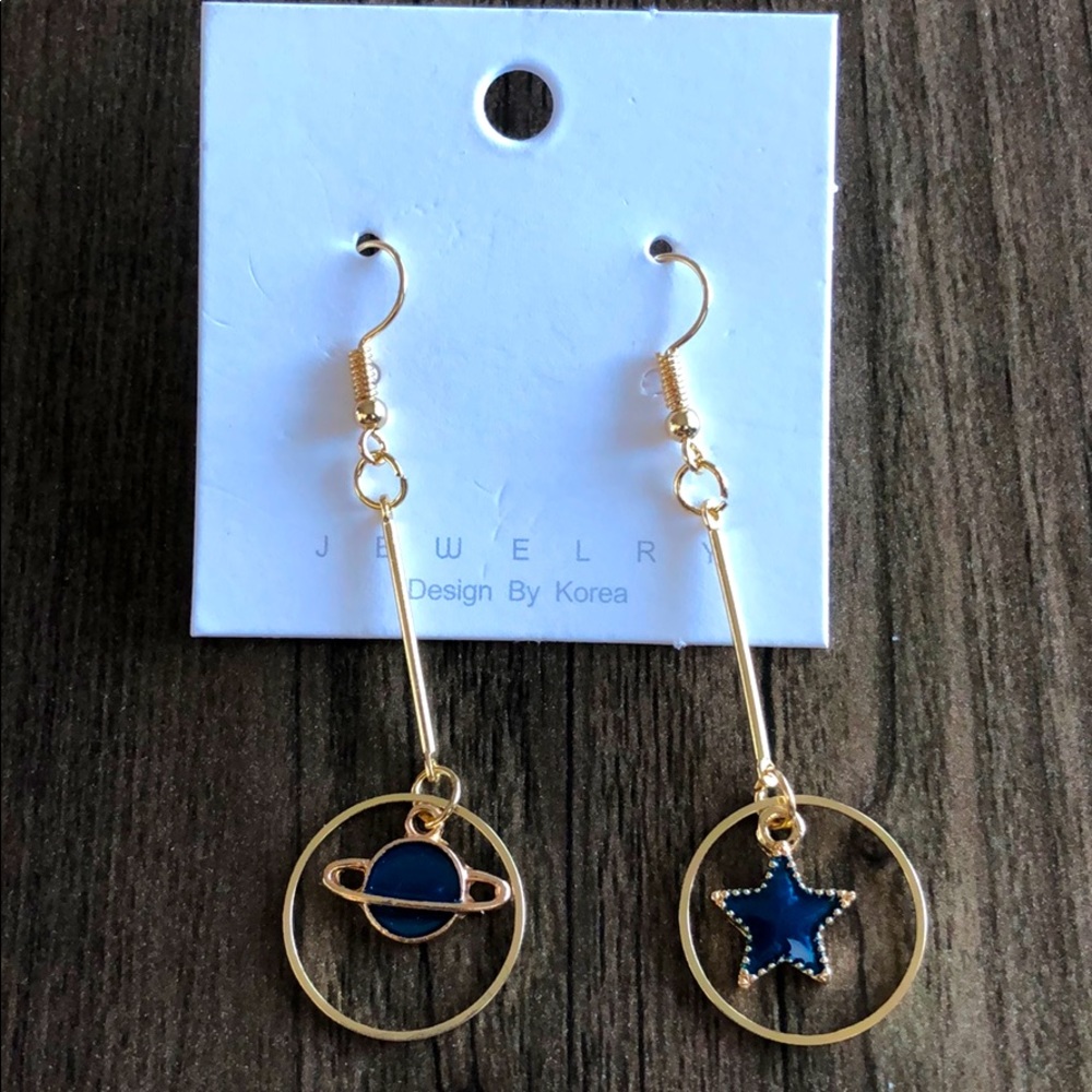 Planet & star earrings